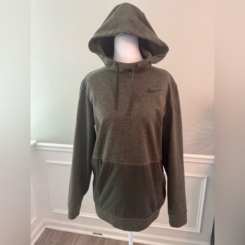 Men’s Nike dri fit hoodie size M green black